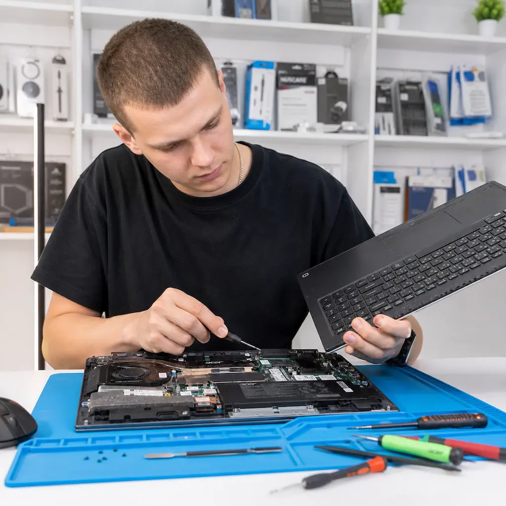 заменить клавиатуру на ноутбуке Acer в Брянске