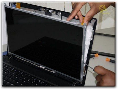 Замена экрана ноутбука Emachines в Брянске