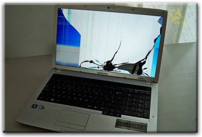 замена матрицы на ноутбуке Samsung в Брянске